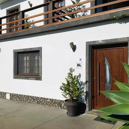 Casa 20 Ginjal Apartment Vila do Porto